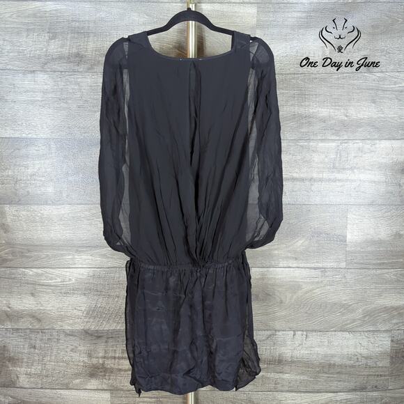 Gold Hawk Silk Black Caplet Dress Size S - Picture 2 of 6